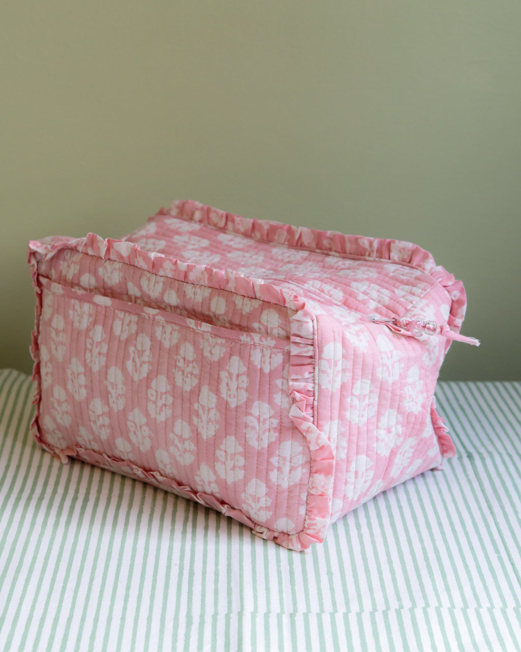 Quilted Washbag - Pink
