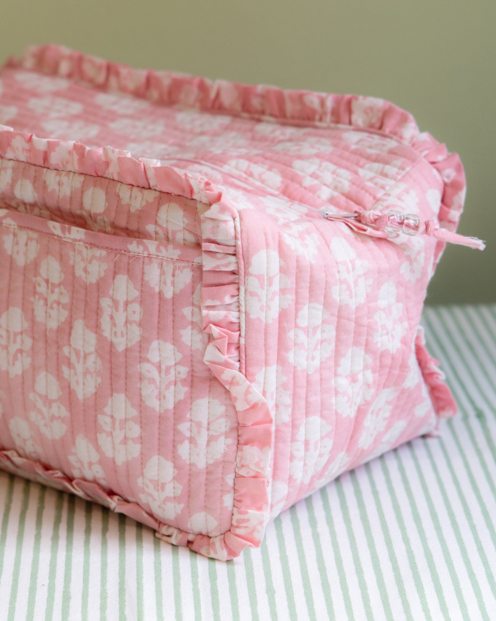 Quilted Washbag - Pink