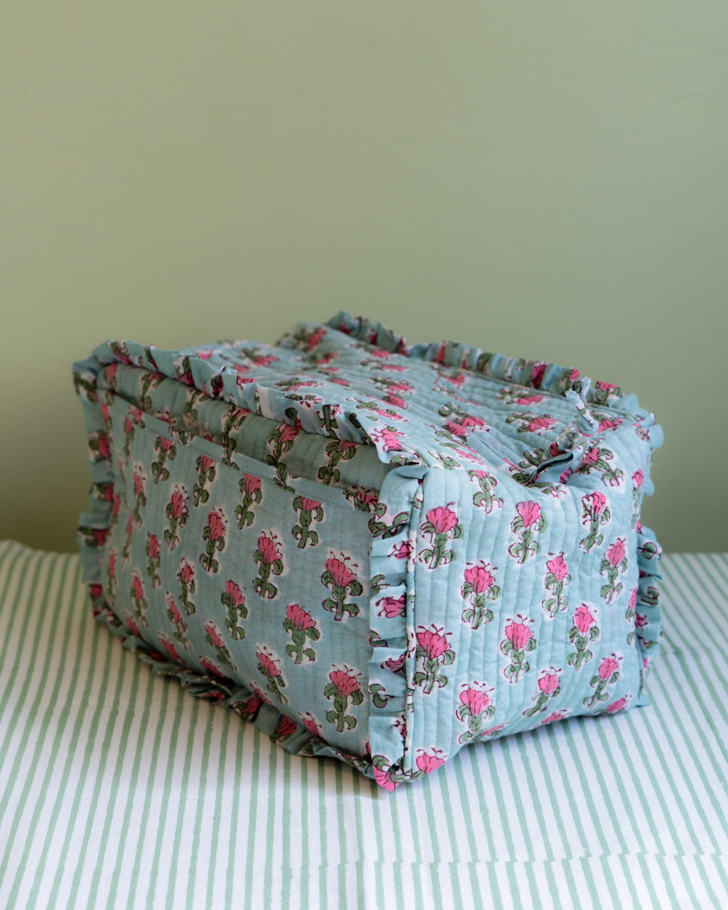 Quilted Washbag - Green & Pink
