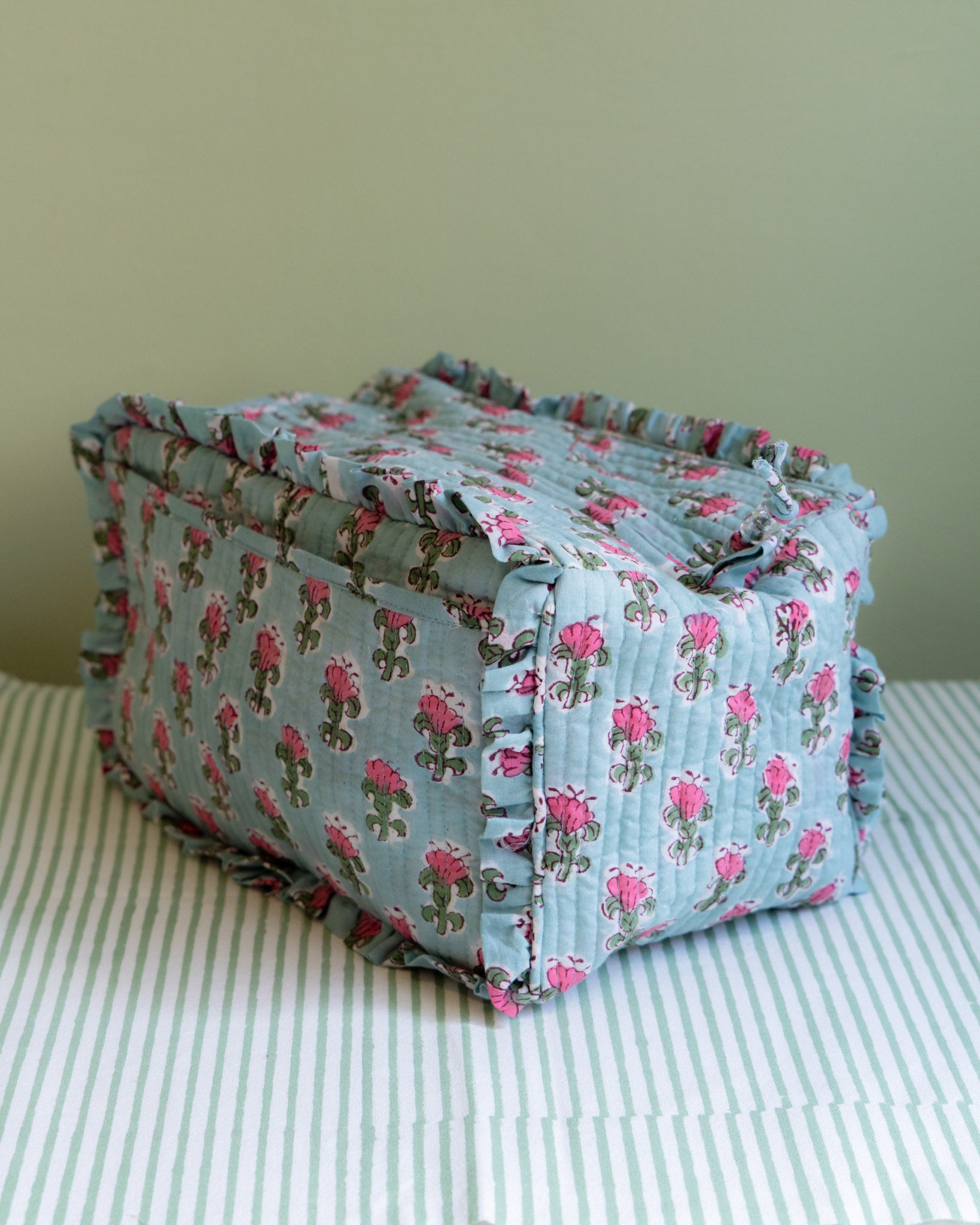 Quilted Washbag - Green & Pink