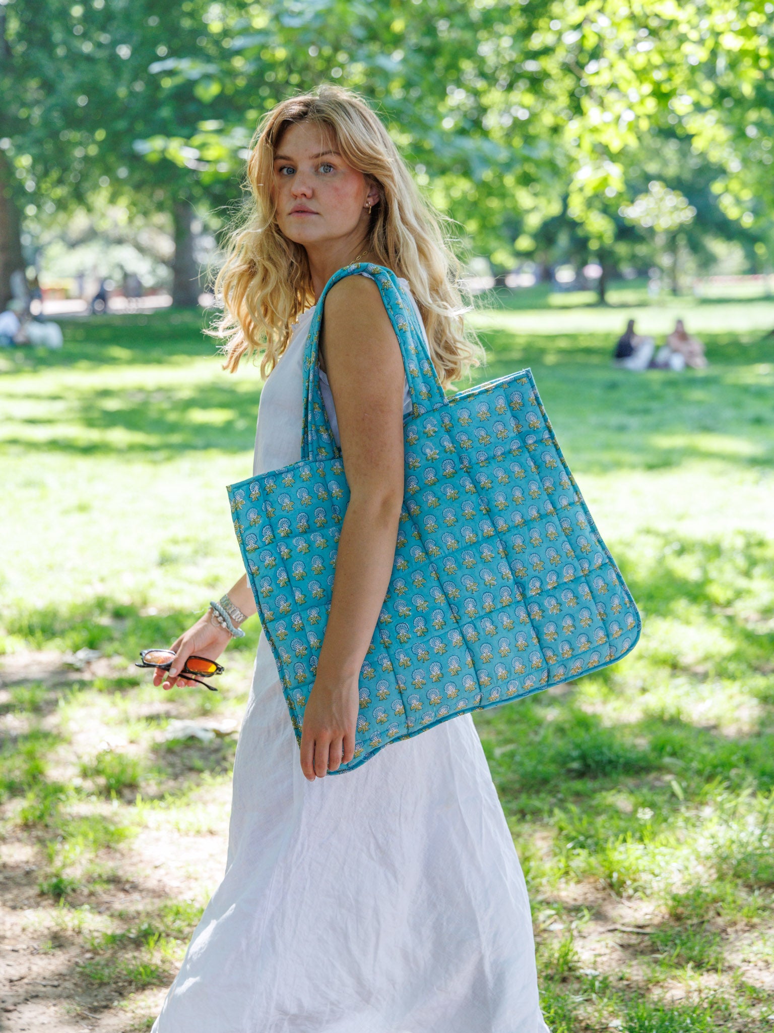 The Dot Tote Bag - Blue