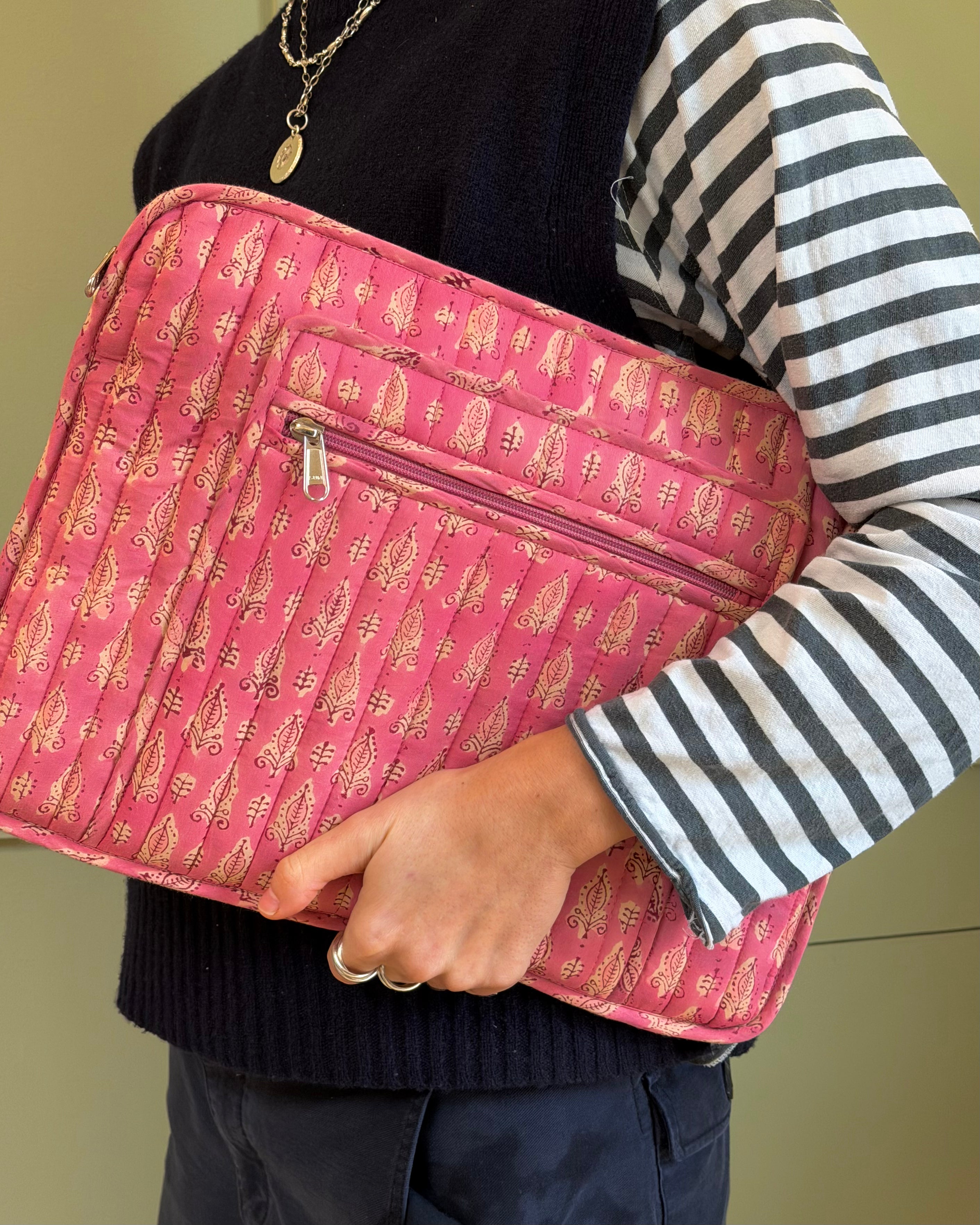 Laptop Case - Pink