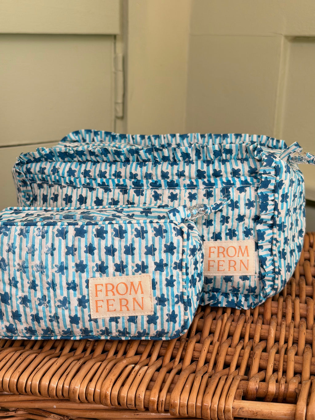 Quilted Washbag - Blue Star